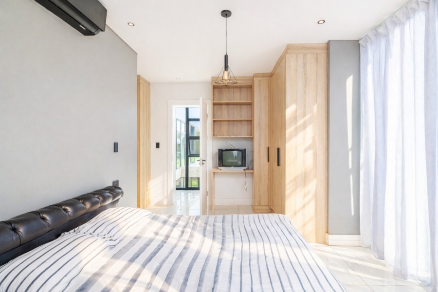 6 Bedroom Property for Sale in The Islands Estates North West